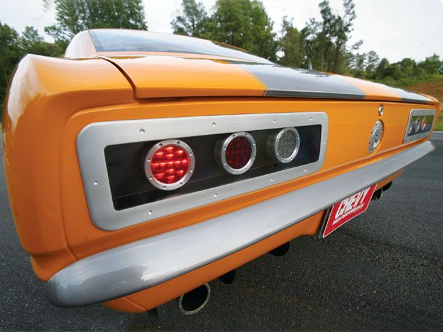 0809chp_10_z1968_chevy_camarorear_view_tail_lights.jpg}