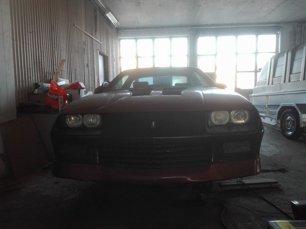 BMW_E36_angel_eyes_on_3gen_camaro.thumb.jpg.3230090572ae59e3643d03ca69afeff2.jpg