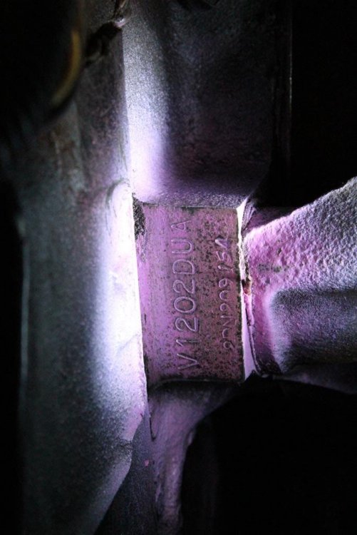 KOS-402_moottorinnumero.thumb.jpg.debcbffdc7fee8049403a45680a26c4a.jpg