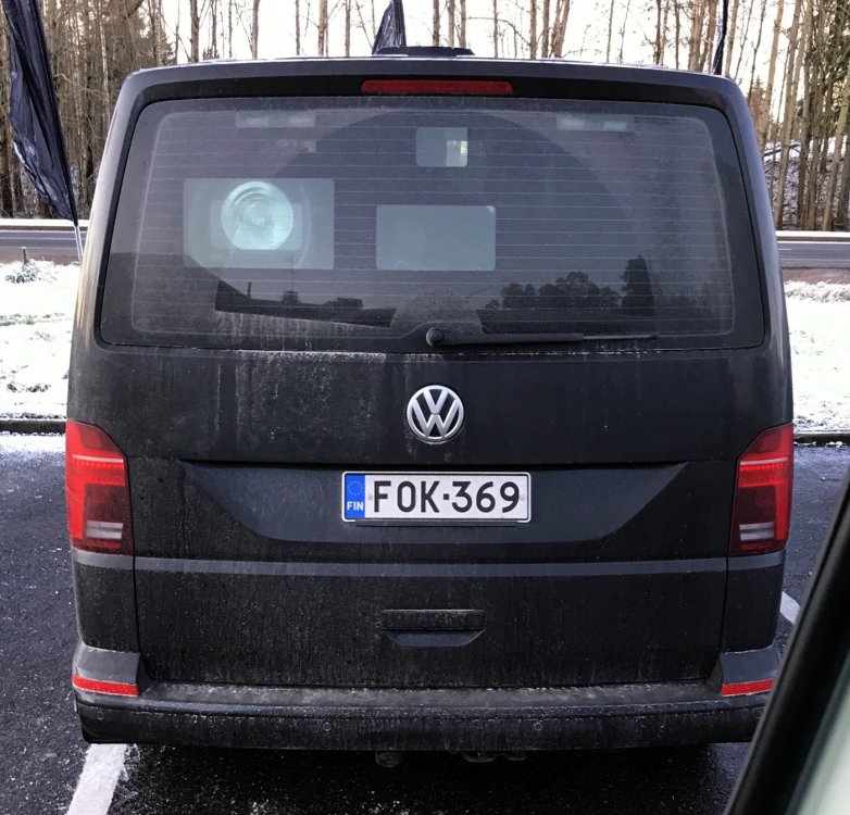 kamera_auto.thumb.jpg.3371343ec947bcc2a73fa72202f59760.jpg