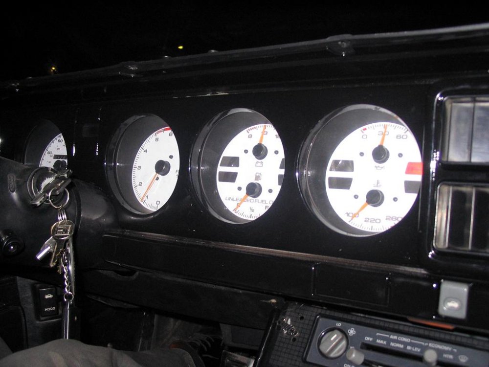 pontiac_19.4.06_014.jpg}