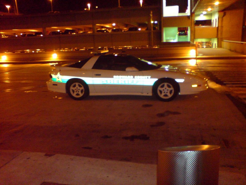 sheriffi_f-body.JPG}