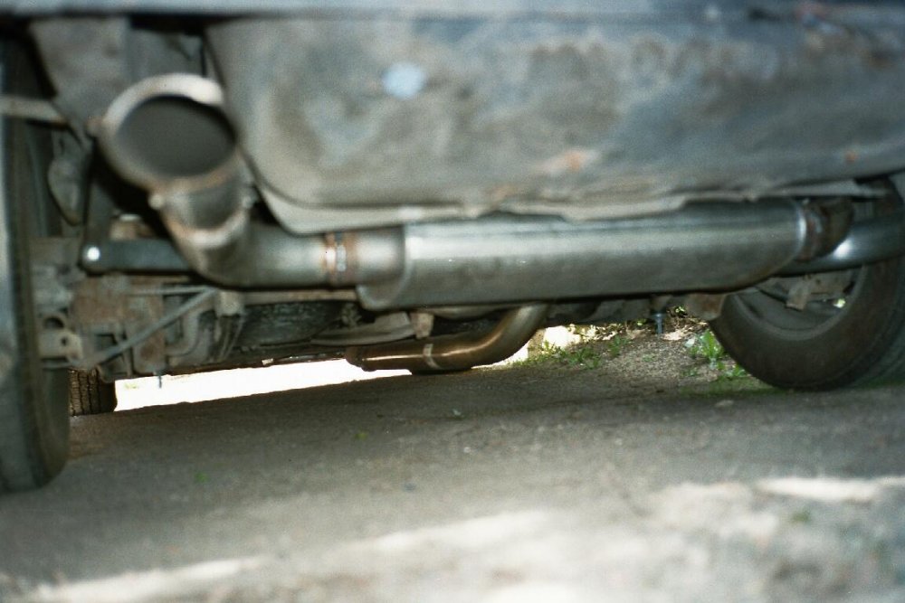 undercarriage01.jpg}